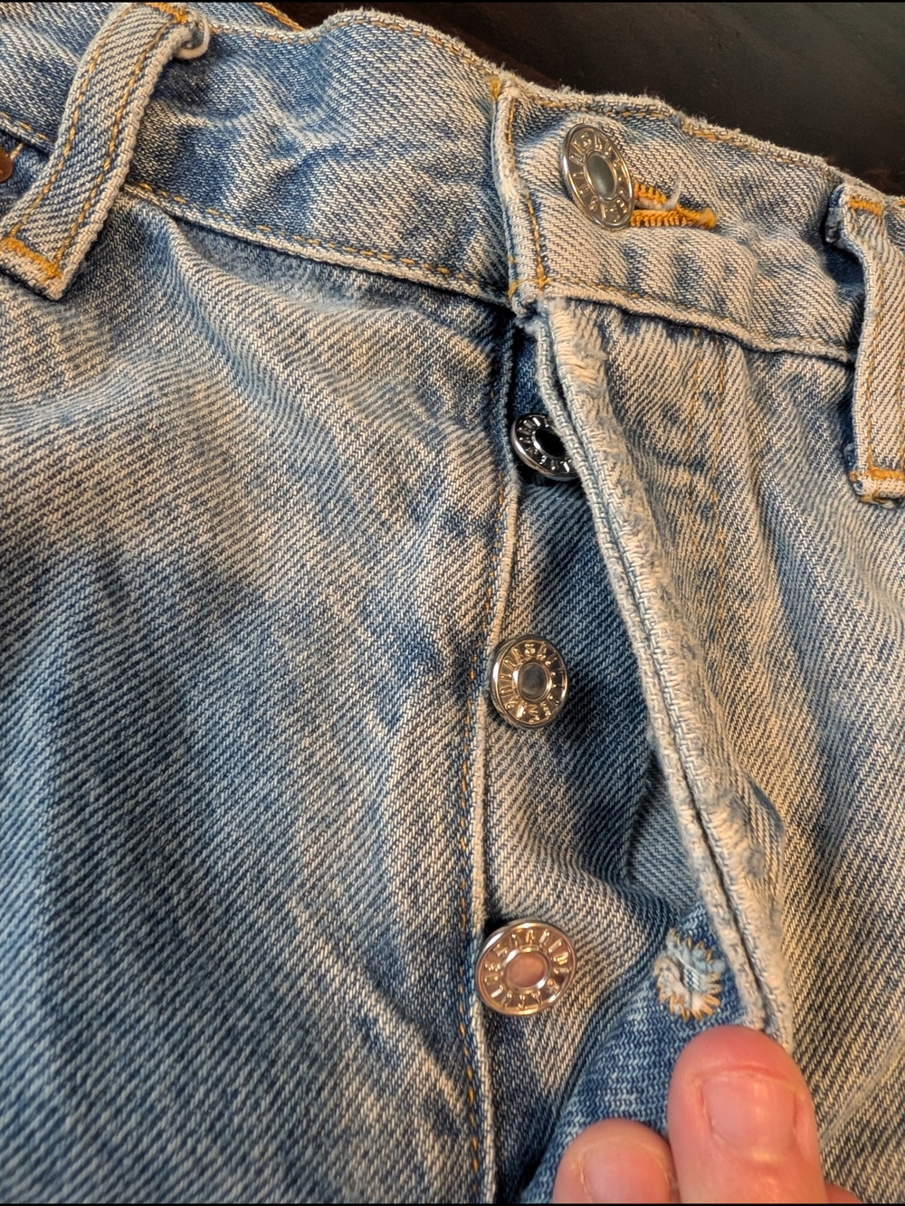 AGOLDE Parker Vintage Cutoff Distressed Denim Shorts, Women's 31 - Picture 3 of 12